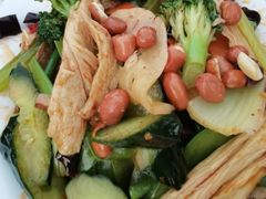 -佰运猪蹄(高陵店)