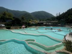 -十万大山布透温泉