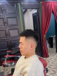 -豪帅男士理容馆