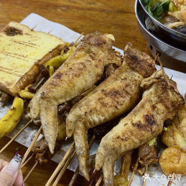 這家餐廳🍴很多人✅ 是順德有名的燒烤店
