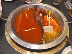 -沸炉重庆老火锅(军事博物馆店)