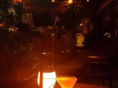 -城墙外BAR