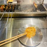 结果发现就在东站地铁Ｃ出口走一段就行