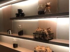 -瑞幸咖啡(巴黎春天陕西路店)