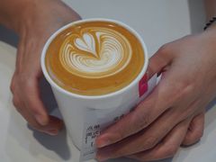 热拿铁-Manner Coffee(万象前海店)