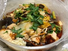 -煮小篓盘盘麻辣烫(广都店)