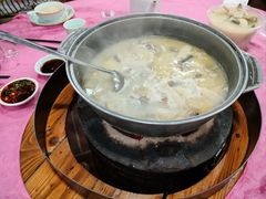 -侠成水上农庄(工业大道店)