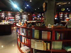 -新华书店(印象城店)