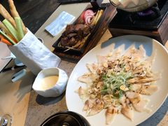 -穹六人间 people 6(岳阳路店)