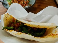-曾笼笼牛肉饼