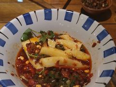 -亮欢寨酸汤鱼(沙冲路店)