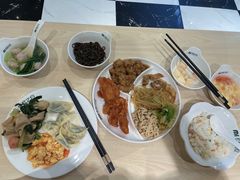 -梦航彩虹之约自助餐厅(华府天地店)