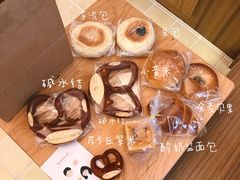 酸奶盐面包-慢熟面包店bud bread(孩儿巷店)
