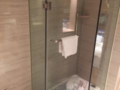 -上海中航虹桥机场泊悦酒店