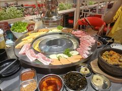 -哈哈碳都·牛肋条无限自助烤肉(台江万达店)