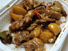 黄焖鸡米饭-全家便利店(梅园路店)