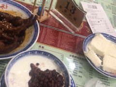-赵记传承特色牛奶甜品(泉城广场店)