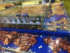 -阿浪海鲜连锁加工店(B栋2排1号火车头店)