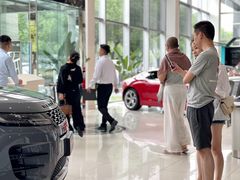 -上海伟杰·捷豹路虎4S店(闵行店)