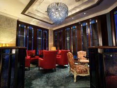 -龙虾酒吧扒房(宁波香格里拉店)
