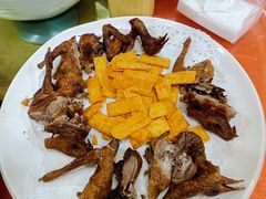 -阿庆嫂饭店(坂美路店)