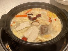 -三人行骨头王火锅(长寿店)