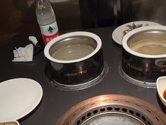 -钱小奴海鲜自助黑金店(杭州滨江龙湖店)