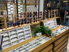 -沪睛眼镜蔡司官方授权店(金桥佳林路店)