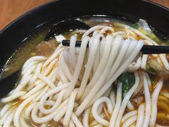 -鑫花溪牛肉米粉(文星广场店)