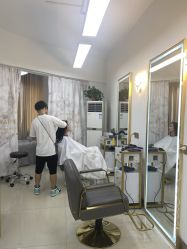-IU潮牌·SALON