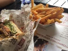 -The Habit Burger Grill 哈比特汉堡(爱琴海店)