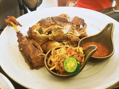 巴厘岛脏鸭餐-THE PAWON·8碗(古北SOHO店)