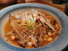 东海三鲜-荣小馆(杭州大厦店)