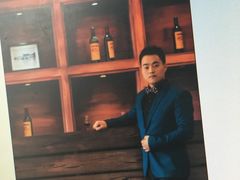 -燕西婚纱摄影工作室(友盛上都写字楼店)