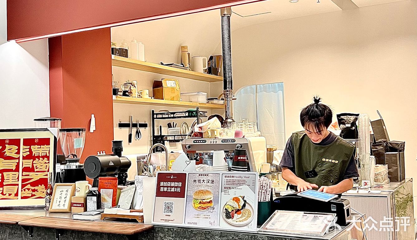 在细细间咖啡店食大大份𝐛𝐫𝐮𝐧𝐜𝐡🥪