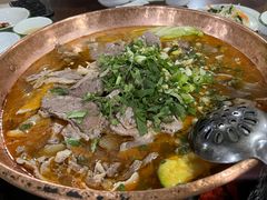 -朝伟清真铜瓢牛肉馆(三十年老·店)