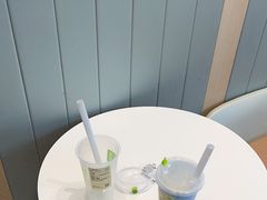 -奈雪的茶(优特汇店)