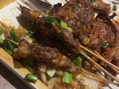 -街角等你.大连海鲜烧烤.经典铁板海鲜串(西安路店)