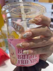 -丽心自助美甲美睫