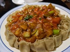 -东口码头·烧鸽子·鱼头泡饼·地方菜(金鹰悦城店)
