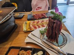 -合易泓烤肉·海肠捞饭(火车站店)