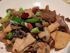 -梁家大院•农家菜(昆山会展中心店)