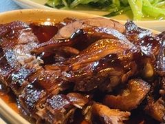 -八府香鸭·啫啫煲(华山路店)