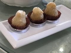 小鸡咸水角-旋转餐厅