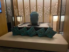 -新盈光·云会所(百丈东路店)