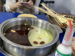 -马路边边·成都串串(翠柏路店)