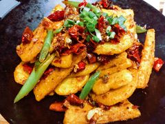 -蜀遇素兰中国菜