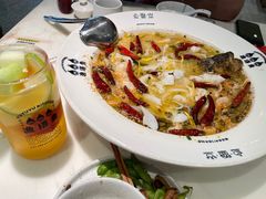 -渔语鱼新川菜Bistro(万象天地店)