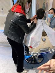 -PE SALON