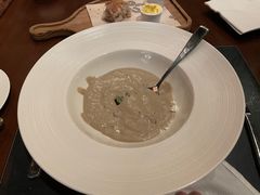 -恰餐厅及酒吧 CHAR Bar & Grill (北京丽都皇冠假日店)